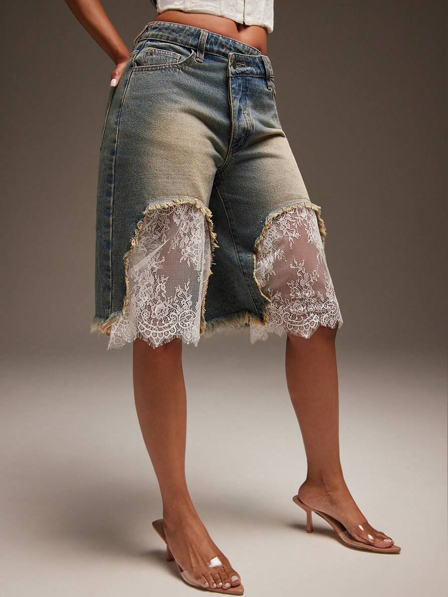 Denimoi 不对称腰部蕾丝镂空磨边牛仔短裤 - 中等水洗藍 - 查看 1