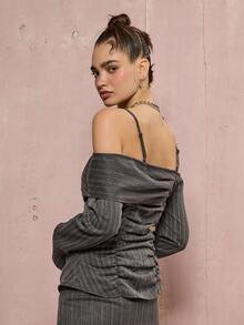 COUREZ 露肩垂褶长袖不对称衬衫 / Y2K 冬季女装外出上衣新年灰色露肩上衣 - 深灰色 - 查看 6