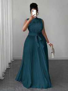 Maweii 大码女式中式立领无袖优雅蕾丝褶腰连衣裙 - 霧霾藍 - 查看 5