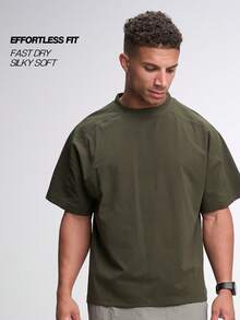 Camiseta deportiva casual y versátil con estampado de letras oversize para hombres - Verde militar - Ver 1