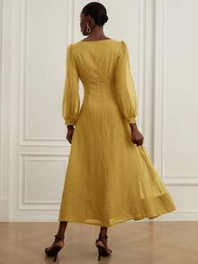 Chiquease Novo vestido romântico vintage para festa do chá, caimento solto e elegante, design franzido com ombros de fora, tecido transparente leve, mangas bufantes, cor sólida - Amarelo - Ver 2