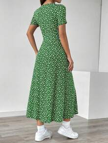 SHEIN PETITE Women Casual Ditsy Floral Waist Cinched Dress Maxi Women Outfit - Green - View 2