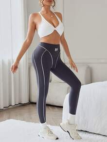 SHEIN Sports Colanți strâmți pentru femei, cu dungi și imprimeu numeric în blocuri de culori, îmbrăcăminte sport casual pentru purtare zilnică și alergare - Gri - Vizualizare 4