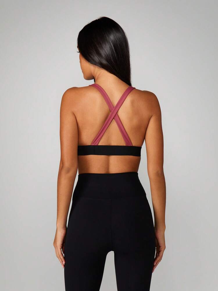 MISSGUIDED Deep V Neck Sports Bra With Cross Back Straps For Active Workouts And Training