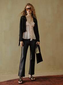 MOTF STUDIO PU 皮革系带低腰喇叭裤 - 黑色 - 查看 7