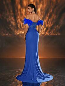 Glamrae 优雅奢华的祖母绿露肩毛绒袖透明串珠亮片拼接紧身弹力美人鱼连衣裙，适合婚礼、单身派对、度假、毕业典礼、庆典、正式活动（重型版）（羽毛袖口） - 寶藍色 - 查看 2