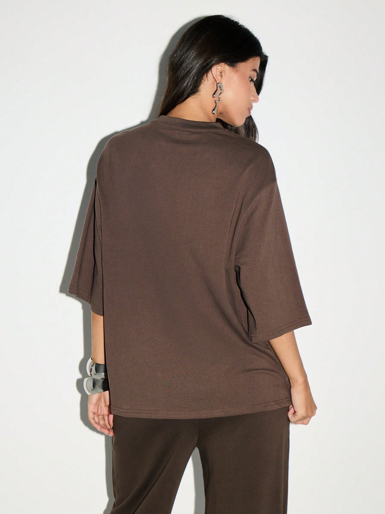 KIZN Oversized Logo T-Shirt With Short Sleeves
