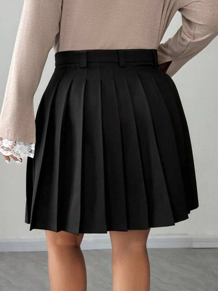 Dazy Plus Plus Size Women A-Line Mini Pleated Skirt, Solid Color, Versatile, School Style, Early Autumn