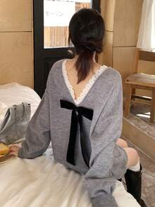 DAZY Women's V-Neck Contrast Color Lace Patchwork Pullover Sweater, Backless Bow Decor, Casual & Cute - Grey - View 3