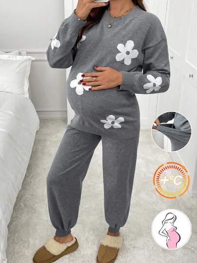SHEIN Conjunto de suéter y pantalones de maternidad casual con estampado floral, cuello redondo y hombros caídos, para otoño/invierno, conjunto de maternidad de 2 piezas, ropa de maternidad cómoda, conjuntos de maternidad, ropa de maternidad, trajes de dos piezas, conjunto de maternidad floral, ropa de invierno elegante