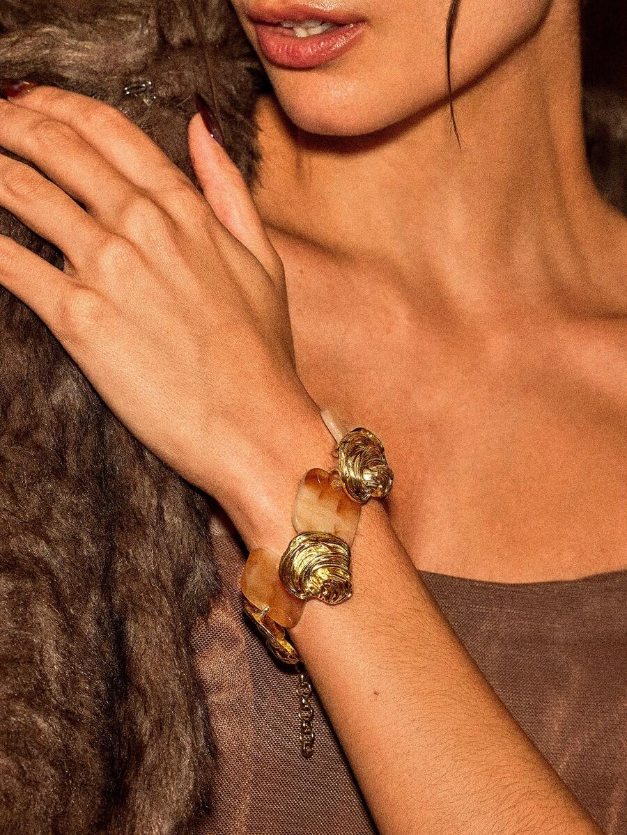 Glisma Women Chain Bracelets,Western Jewelry,Old Money,Gemstone,Outfits,Fall/Autumn/Winter,For Mom/Women/Girl/Mother,Premium - Yellow Gold - View 1