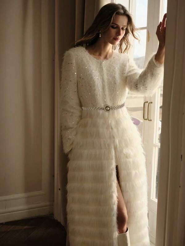 MOTF PREMIUM ABRIGO LARGO ESPONJOSO CON LENTEJUELAS DE CONTRASTE