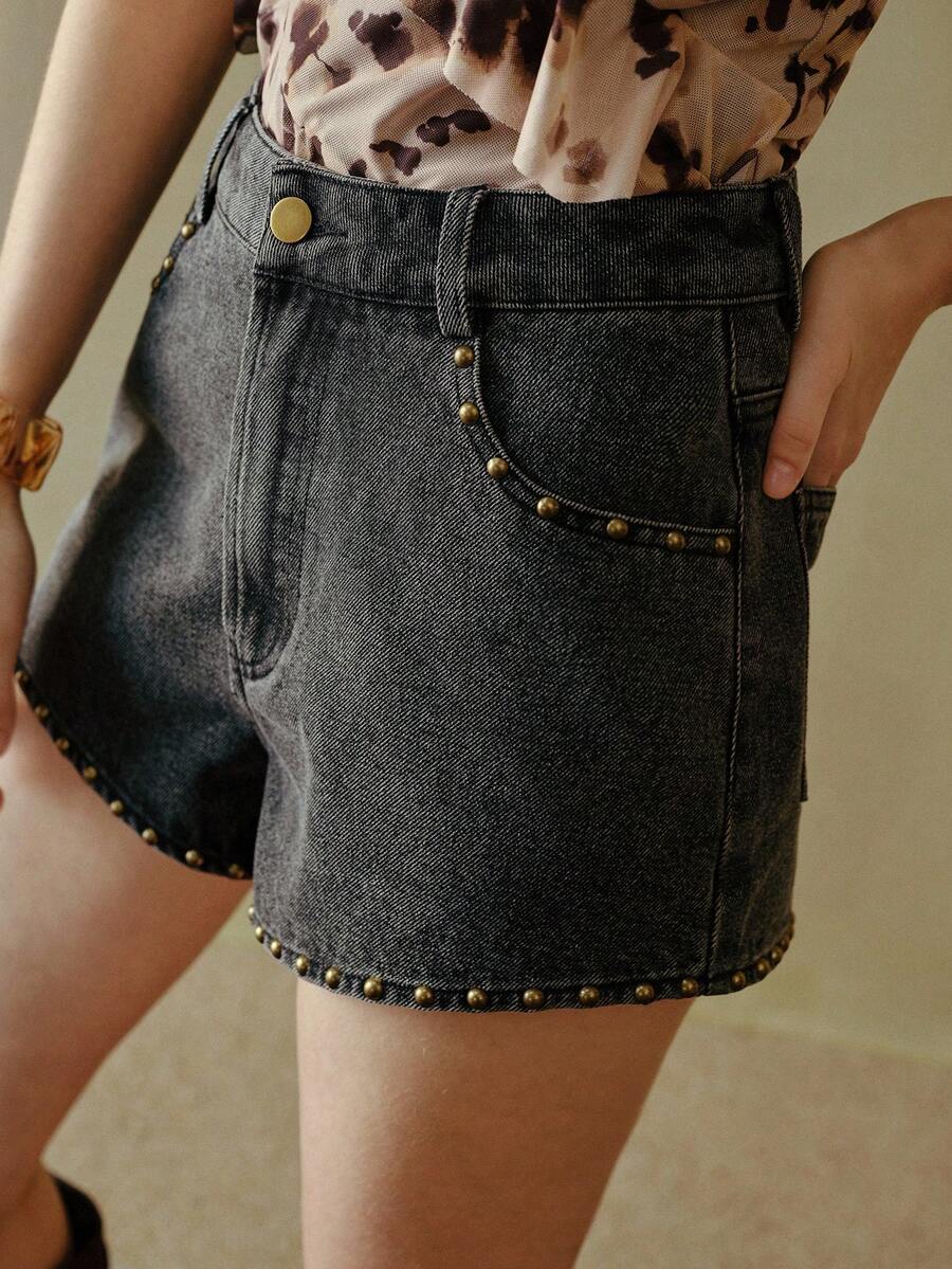 MOTF STUDIO 低腰时尚短款铆钉洗水黑色牛仔短裤 - 深灰色 - 查看 1