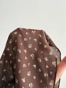 Sunspun Abito corto con maniche lunghe, colletto con rouches e vita arricciata, a fantasia floreale, taglie comode