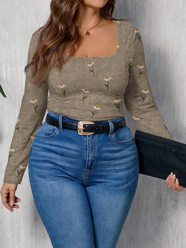 EMERY ROSE Camiseta casual de cuello redondo holgada con estampado de margaritas texturizadas, talla grande