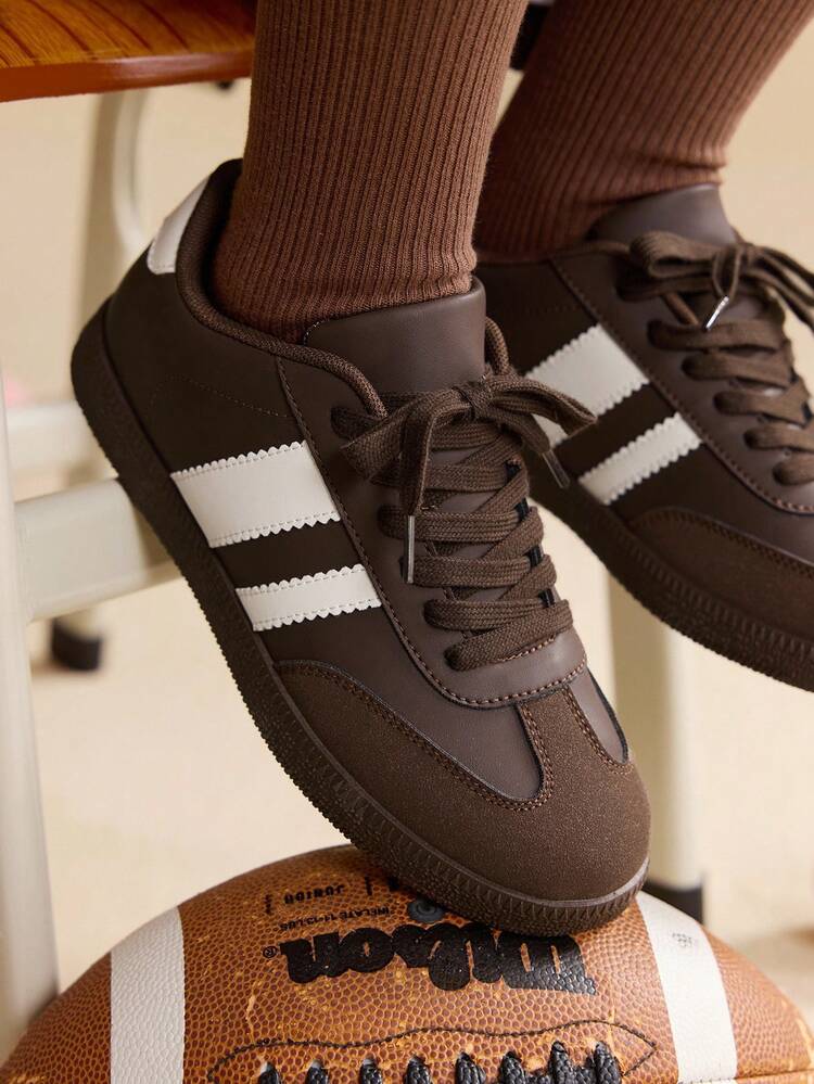 CUCCOO EASI 2026 New Spring Women's Retro Casual Sneakers, Versatile Flat White Shoes