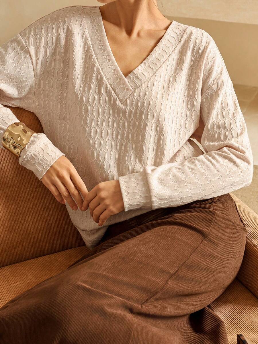 SHEIN Unity Lymera Women's White Casual Elegant V-Neck Long Sleeve Textured Knit T-Shirt Tops, Versatile For Everyday Wear, Summer Autumn/Winter For Party Going Out New Year Christmas Thanksgiving Work Office Commuting Occasion