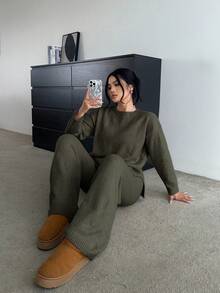 Vibekara Conjunto de pantalones de pierna ancha y manga larga de punto suave y favorecedor, versátil y casual - Verde militar - Ver 1