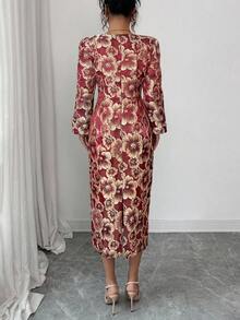 Lyxana Đầm midi cổ vuông tay dài thắt eo chất liệu jacquard kim loại thanh lịch cổ điển có nút ngọc trai, thiết kế xẻ tà, phong cách Pháp sang trọng - Màu Đỏ Sâu - Xem 2