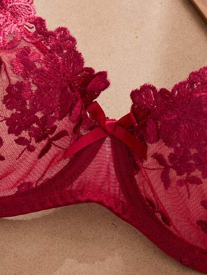 Mesh Geborduurde Lingerie Set Rood Kanten String BH Slipje Bordeaux view 4