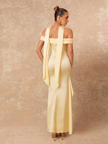 Lumalex 女式缎面露肩荷叶边高开衩连衣裙（配领带） - 黃色 - 查看 3