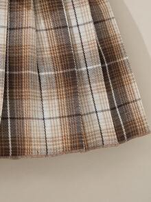 Souflis Souflis Baby Girl Casual Heart Pattern Sweater & Plaid Pleated Skirt Set, Autumn Baby Set Autumn Winter Season Baby Girl Sweaters Set Babygirl Skirt Sets Two Piece Winter Outfits For Toddler Girl Baby Girl Skirt Set - Khaki - View 7