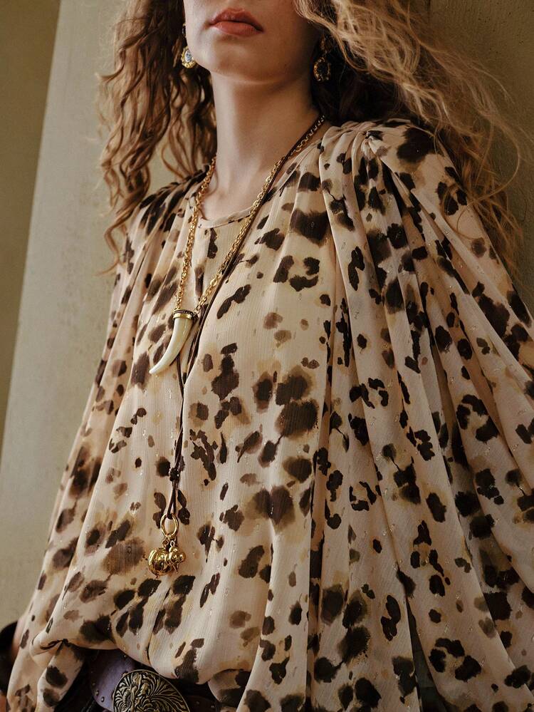 MOTF STUDIO LIGHEWEIGHT LEOPARD PRINT LOOSE BOHEMIAN BLOUSE