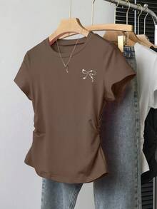 INAWLY 2 件女士时尚水钻装饰上衣，百搭夏季街头服饰，女孩必备单品，高退货率，适合返校、度假、日常穿着，收腰褶饰修身 T 恤 - 彩色 - 查看 4