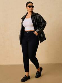 SHEIN PETITE CURVE 大码秋季冬季万圣节圣诞节新年感恩节通勤度假Y2K可爱街头风科技生日机场派对婚礼优雅商务休闲女装老少咸宜工作女装高腰紧身休闲百搭七分牛仔裤黑色牛仔裤大码女装高腰黑色保暖内衬弹力修身牛仔裤 - 黑色 - 查看 4