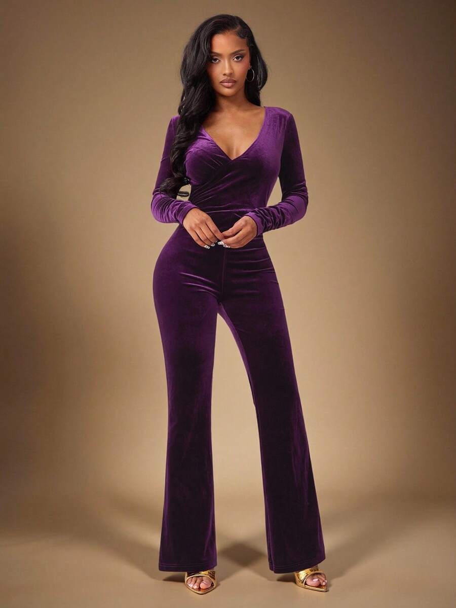Radiana Sexy & Elegant Purple Velvet Fitted Long Sleeve Jumpsuit, Flared Leg, Suitable For Daily Wear, Gatherings, Parties, Dates, Nightclubs, Autumn/Winter - Purple - View 1