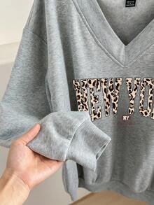 Comfortcana 2 件大码休闲豹纹 V 领宽松运动衫，适合秋冬季 - 彩色 - 查看 8