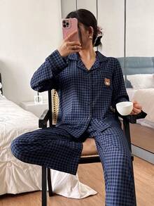 SHEIN 格子印花熊头刺绣口袋前扣长袖上衣和裤子睡衣套装，女士泰迪熊睡衣套装，秋季睡衣，女士藏蓝色睡衣套装，冬季服装 - 彩色 - 查看 4