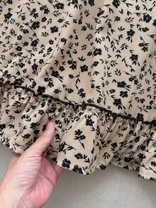 Blossori 年轻女孩法式优雅荷叶边下摆圆领长袖碎花连衣裙 - 黑與白 - 查看 4