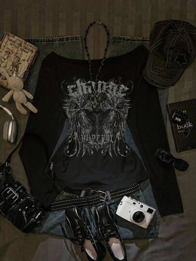 SHEIN EZwear Nuevo otoño Camiseta holgada con estampado asimétrico de alas y cruz, de manga larga y bajo enrollado, sexy para mujeres