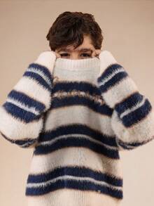 SUMWON 舒适条纹圆领长袖针织毛衣，适合秋冬休闲校园穿着