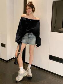 DAZY Women's Casual Off-Shoulder Loose Sweatshirt, Solid Color Basic Top With Thermal Lined, Long Sleeve, Suitable For Autumn And Winter - Black - View 2