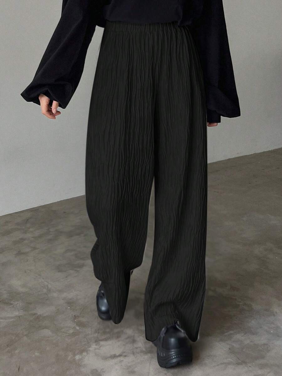 FRIFUL Quần ống đứng vải họa tiết trơn màu tối giản dành cho nữ - màu đen - Xem 1