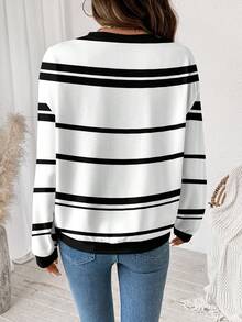 SHEIN LUNE 女士休闲简约条纹印花宽松圆领长袖卫衣，适合秋冬季节穿着，休闲百搭。 - 彩色 - 查看 3