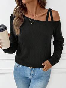 SHEIN Clasi Women's Solid Color Asymmetrical Shoulder Long Sleeve Casual Fashion T-Shirt In Fall/Winter, Black Long Sleeve Knit T-Shirt, New Year Thanksgiving Party
