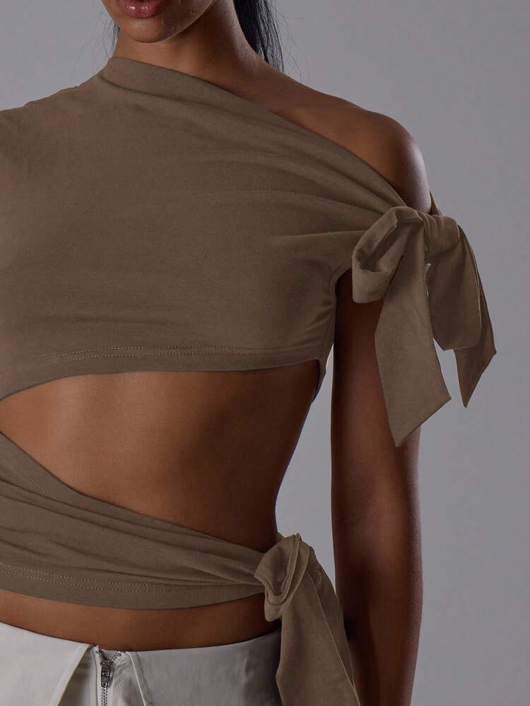 MUSERA 不对称肩带侧边超大镂空垂坠针织上衣，优雅夜店风，秋季性感可爱酷女孩街头风，适合黎明假日派对、春夏穿着。 - 巧克力棕 - 查看 2