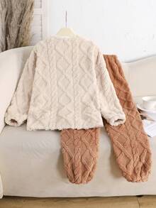 SHEIN Tween Girl Khaki Cute Cartoon Bear Embroidered Crew Neck Long Sleeve Top And Soft Comfortable Brushed Fleece Pajama Pants Set, 2pcs, Autumn/Winter