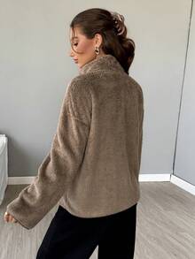 SHEIN LUNE معطف شتوي سميك من الفليس المرجاني القابل للعكس باللون الرمادي للنساء، إغلاق أمامي بأزرار، جيوب، أكمام طويلة وياقة عالية - رمادي - مشاهدة 5