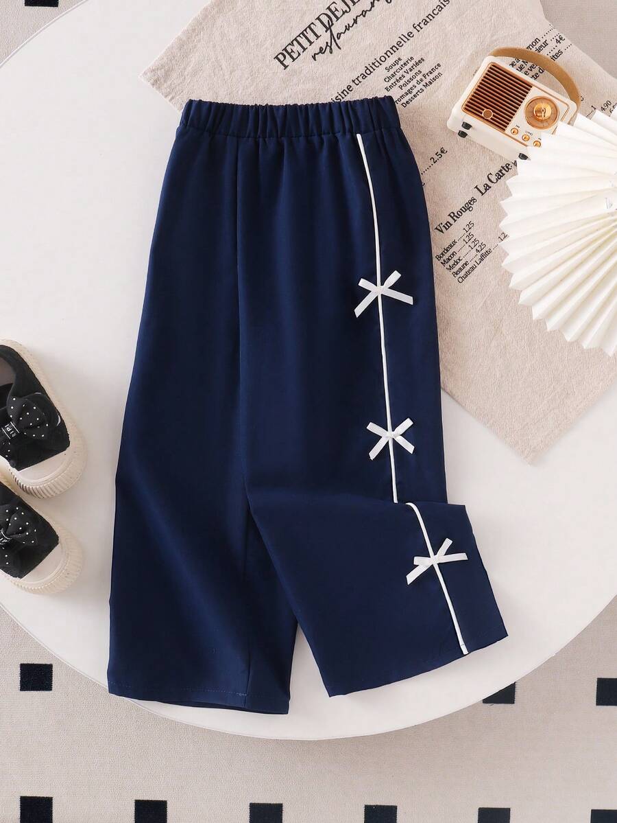 SHEIN Genkimix Kids 女童纯黑色蝴蝶结装饰舒适休闲运动裤，适合夏季、秋季和冬季穿着。