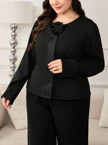 SHEIN Clasi Veste courte élégante et vintage en satin avec roses 3D pour femmes grandes tailles, veste noire, veste fleurie, manteau noir, manteau fleuri, hiver, manteau d'hiver pour femmes, veste d'hiver pour femmes, veste d'hiver pour femmes, confortable automne et hiver pour femmes, automne hiver pour femmes, costume d'Halloween, Noël pour femmes, Nouvel An, top noir, automne hiver 2025, veste blazer décontracté chic - Noir - Voir 7