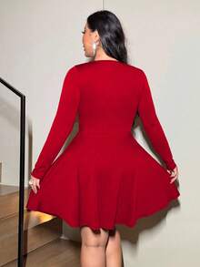 NU&NOW 大码女式红色蕾丝拼接性感无袖A字连衣裙，适合圣诞节、新年派对、毕业舞会等场合，时尚百搭 - 紅色 - 查看 5