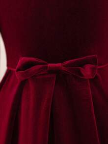 SHEIN Glamorique Kids Baby Girl Korean Velvet Peter Pan Collar Dress, Christmas Fashionable Minimalist Red Short Long Sleeve Dress - Burgundy - View 7