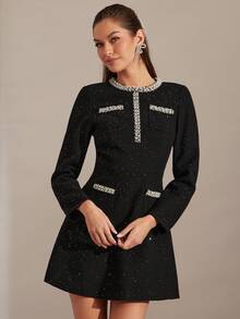 Enchnt Váy ngắn vải tweed đính sequin đen lãng mạn với điểm nhấn ngọc trai tinh tế, hoàn hảo cho mùa thu đông. Thiết kế tay dài theo phong cách công chúa, toát lên vẻ thanh lịch và phong cách. Thích hợp cho các buổi tiệc tùng, hẹn hò, ngày lễ, lễ tốt nghiệp, sự kiện công sở, dã ngoại, Halloween, Giáng sinh và các dịp khác. Cũng phù hợp với trang phục nữ mùa thu, trang phục mùa thu, bộ vest mùa thu, lễ hội hóa trang và trang phục năm mới. - màu đen - Xem 4