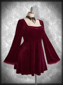 SHEIN ICON Váy nhung cổ vuông tay loe cỡ lớn, trang phục Halloween, váy phù thủy, thích hợp làm váy dự tiệc - Màu Đỏ Sâu - Xem 4