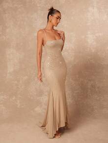 SHEIN X Scot Louie Lumalex Đầm dạ hội mùa thu đông đính đá lấp lánh ombre sang trọng kiểu nàng tiên cá với dây đeo mảnh, ôm sát và vạt đuôi cá dành cho nữ, là món đồ không thể thiếu cho các bữa tiệc. Đầm hở lưng kiểu nữ thần vàng óng ánh, thanh lịch, sang trọng, phong cách mới, thích hợp cho dạ hội, tiệc tùng, tiệc chiêu đãi, tiệc kín đáo, tiệc tùng sang trọng, lễ hội, đi chơi, nghỉ mát, tiệc ngoài trời, tiệc cưới nhiều lớp, tiệc ID Al-Adha, tiệc Al-Adha, đầm dạ hội năm mới màu sâm panh, đầm dạ hội trang trọng màu sâm panh, đầm dạ hội lộng lẫy, đầm dạ tiệc đính ngọc trai, đầm dự tiệc cho nữ, đầm ID Al-Adha, đầm dự tiệc. - Màu Khaki - Xem 3