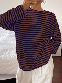 Livesso Áo thun nữ cổ tròn tay dài dáng rộng màu trơn - Màu xanh lam - Xem 4